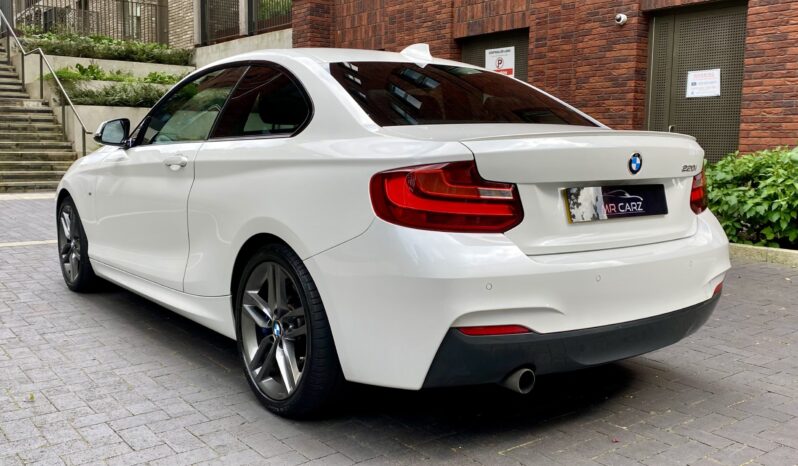 BMW 220i COUPE M SPORT full