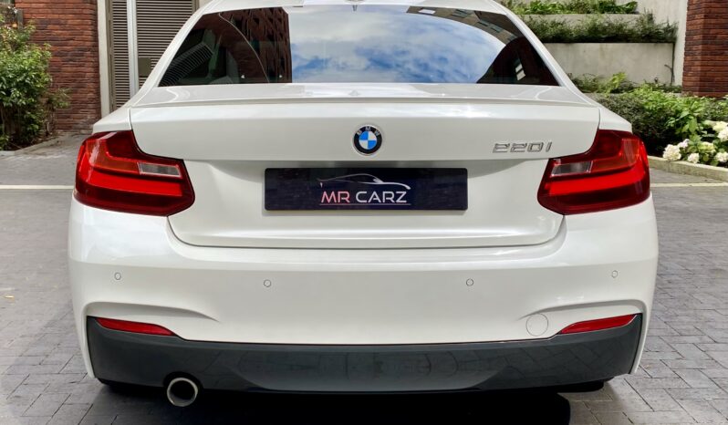 BMW 220i COUPE M SPORT full