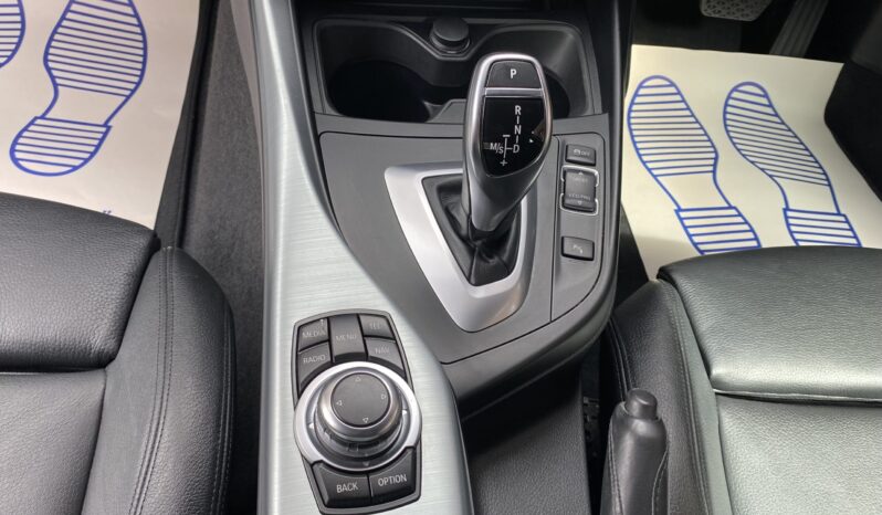 BMW 220i COUPE M SPORT full