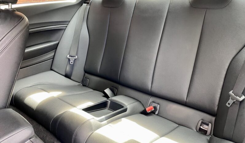 BMW 220i COUPE M SPORT full