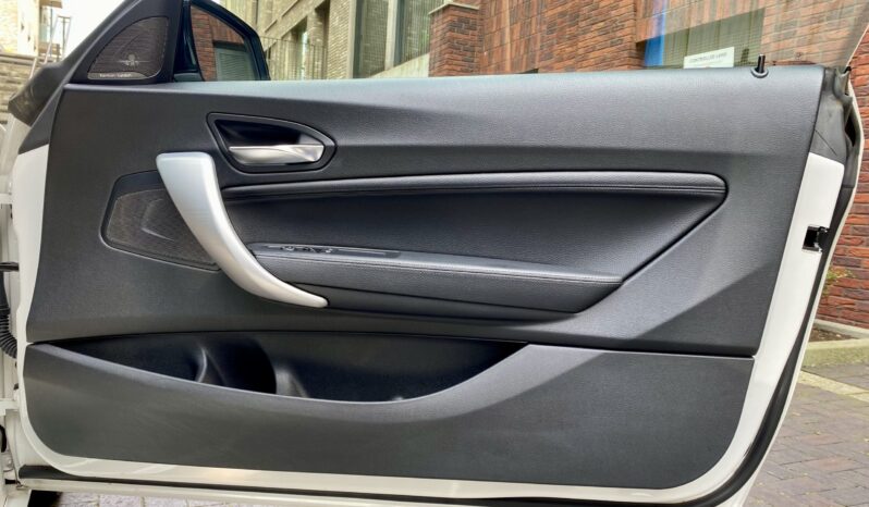 BMW 220i COUPE M SPORT full