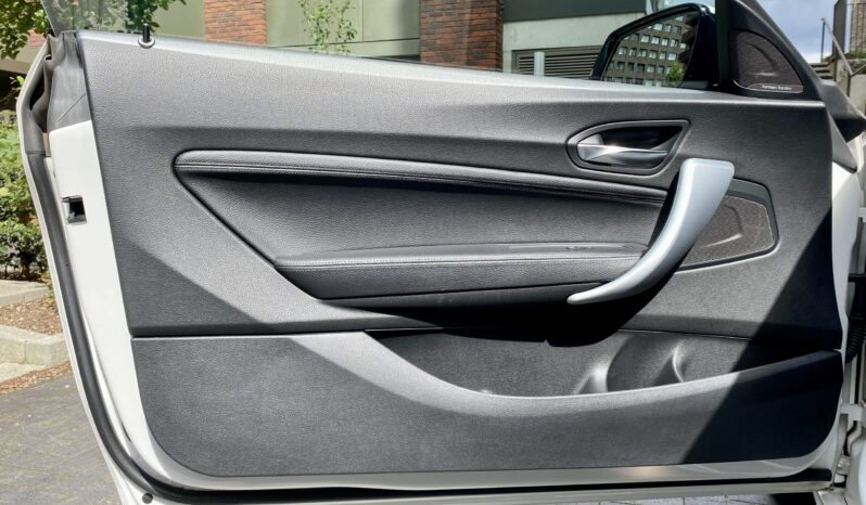 BMW 220i COUPE M SPORT full