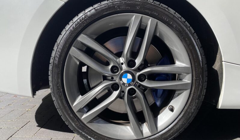 BMW 220i COUPE M SPORT full