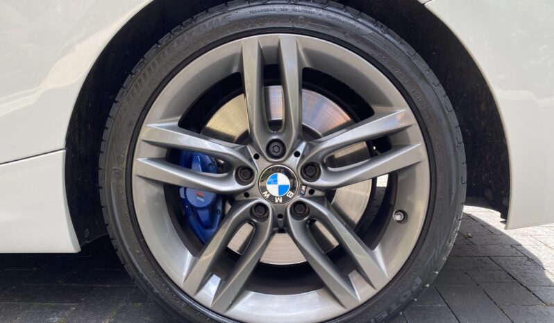 BMW 220i COUPE M SPORT full