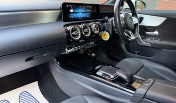 MERCEDES BENZ A200 AMG LINE (PREMIUM PLUS) full