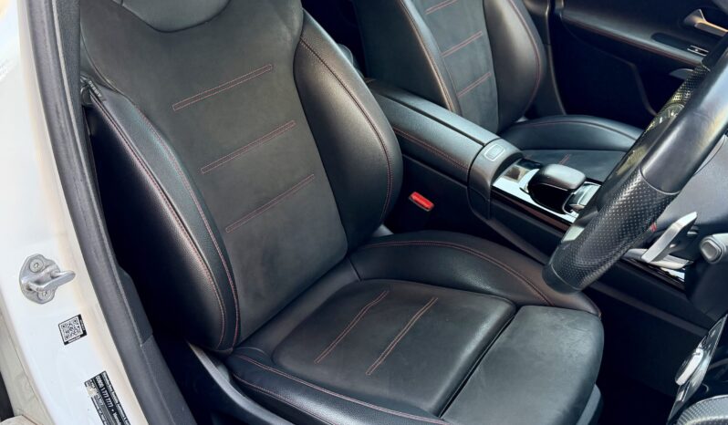 MERCEDES BENZ A200 AMG LINE (PREMIUM PLUS) full