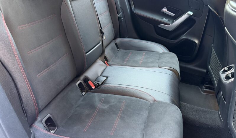 MERCEDES BENZ A200 AMG LINE (PREMIUM PLUS) full