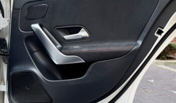 MERCEDES BENZ A200 AMG LINE (PREMIUM PLUS) full