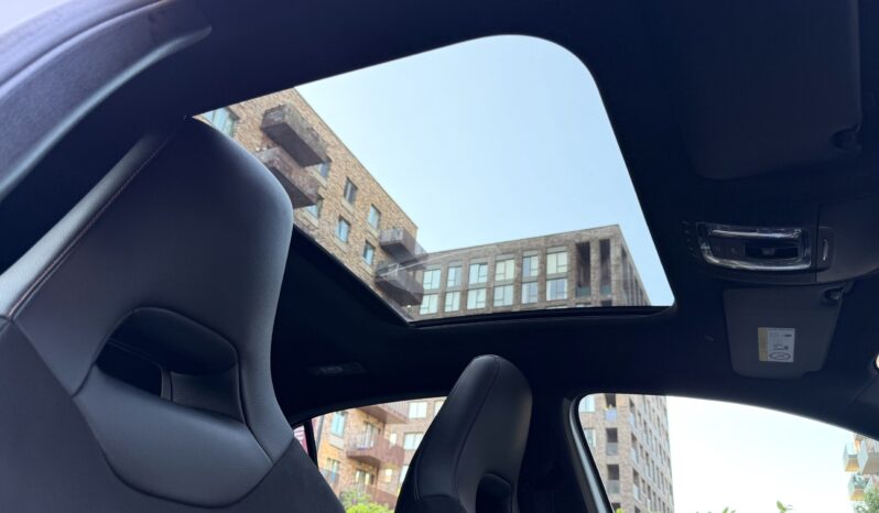 MERCEDES BENZ A200 AMG LINE (PREMIUM PLUS) full