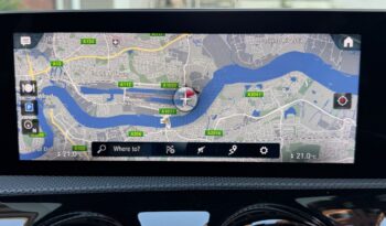 MERCEDES BENZ A200 AMG LINE (PREMIUM PLUS) full