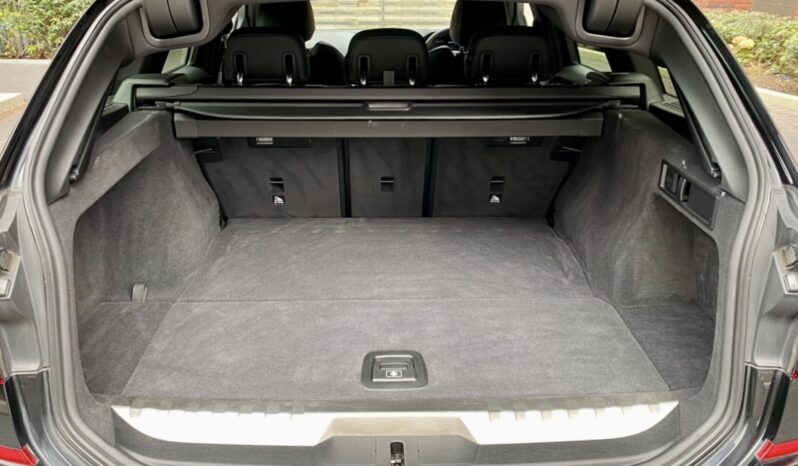 BMW 330E TOURING M SPORT full