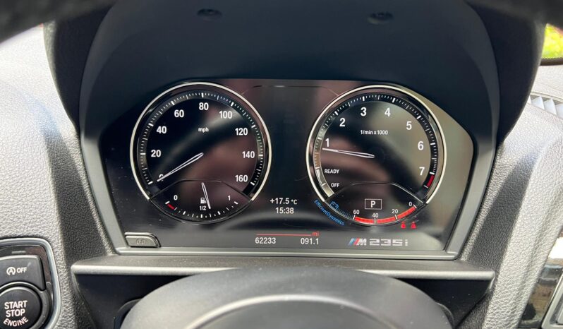 BMW M235i COUPE M SPORT full