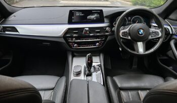BMW 520d TOURING M SPORT full