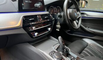 BMW 520d TOURING M SPORT full