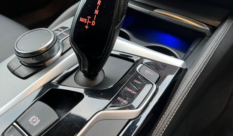 BMW 520d TOURING M SPORT full