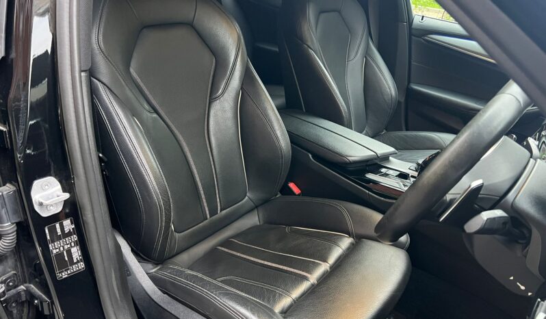 BMW 520d TOURING M SPORT full