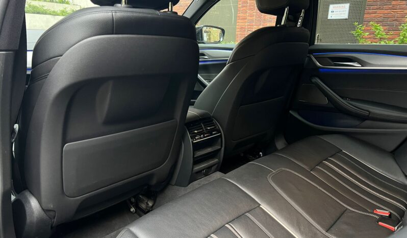 BMW 520d TOURING M SPORT full