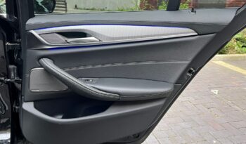 BMW 520d TOURING M SPORT full