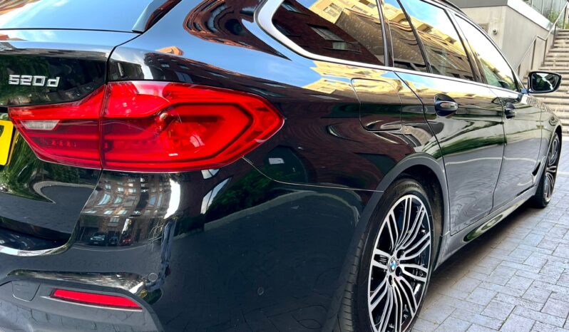 BMW 520d TOURING M SPORT full