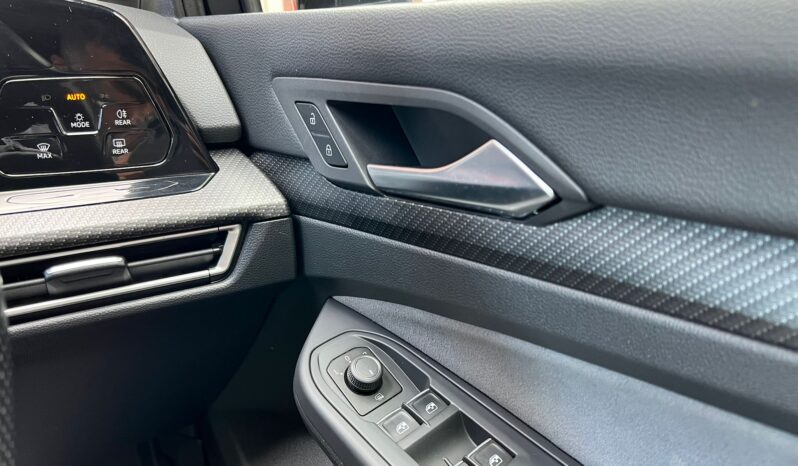 VOLKSWAGEN GOLF R LINE full
