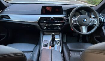 BMW 520d SALOON M SPORT full