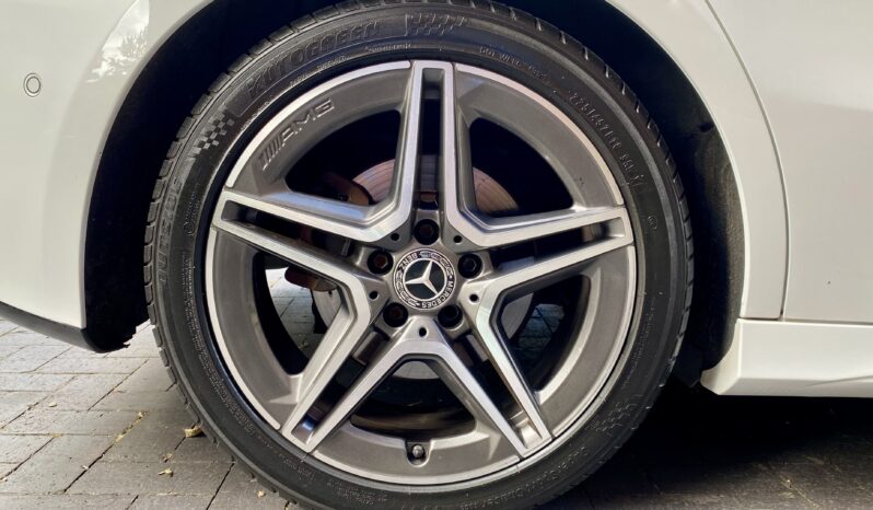MERCEDES BENZ A200 AMG LINE (PREMIUM PLUS) full