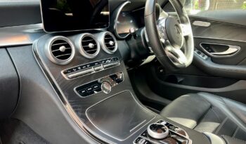 MERCEDES BENZ C300 AMG LINE EDITION full