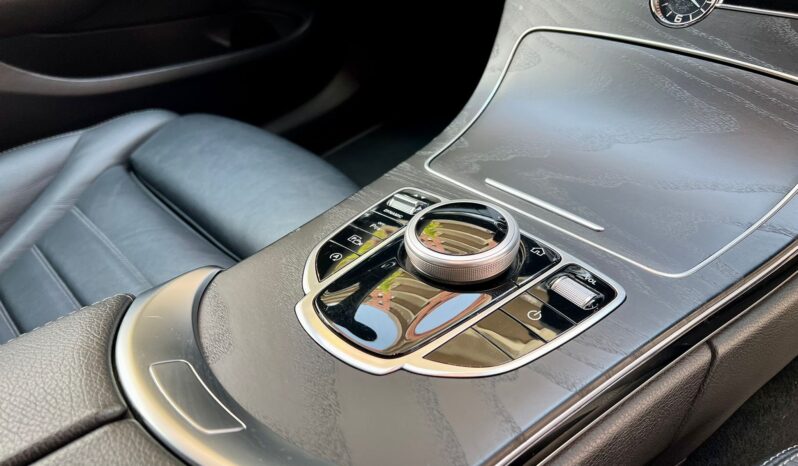 MERCEDES BENZ C300 AMG LINE EDITION full