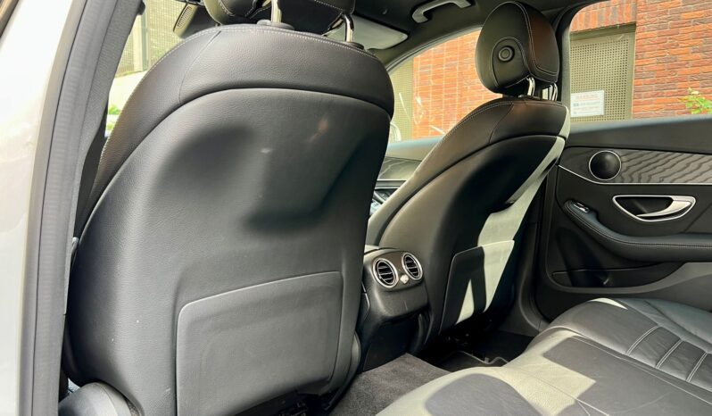 MERCEDES BENZ C300 AMG LINE EDITION full