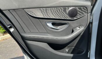 MERCEDES BENZ C300 AMG LINE EDITION full