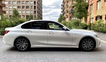 BMW 320i SALOON M SPORT full