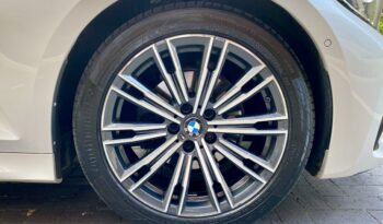 BMW 320i SALOON M SPORT full