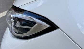 BMW 320i SALOON M SPORT full