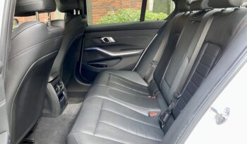 BMW 320i SALOON M SPORT full