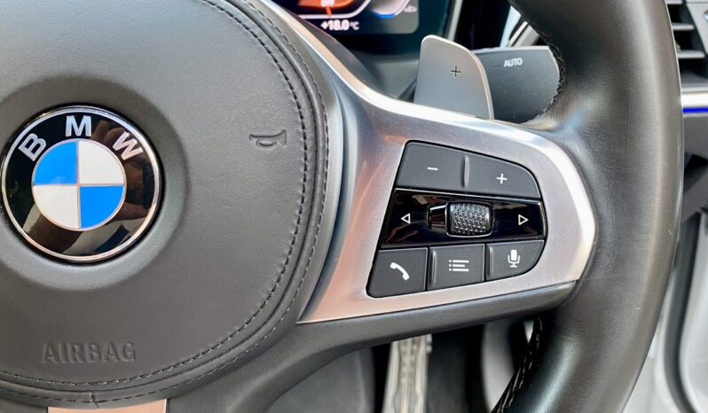 BMW 320i SALOON M SPORT full