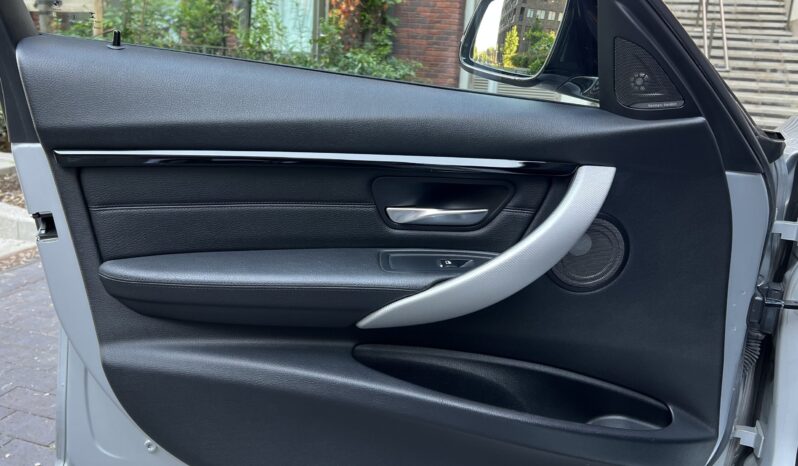 BMW 335d TOURING M SPORT full