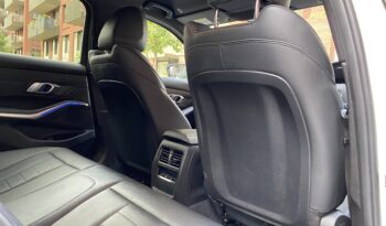 BMW 320i SALOON M SPORT full