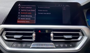 BMW 320i SALOON M SPORT full