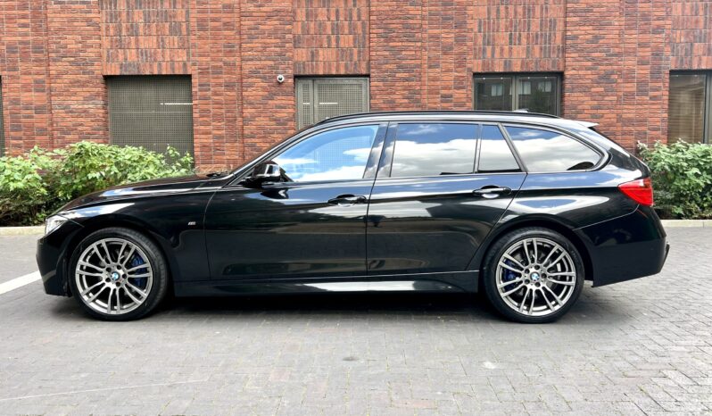 BMW 320i TOURING M SPORT full