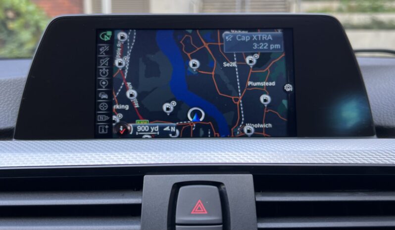 BMW 320i TOURING M SPORT full