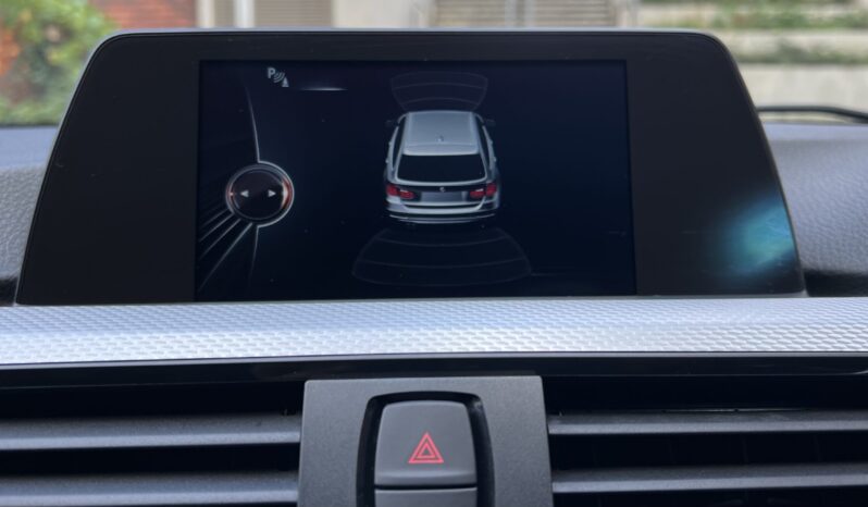 BMW 320i TOURING M SPORT full