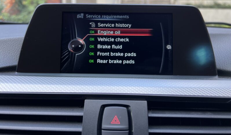 BMW 320i TOURING M SPORT full