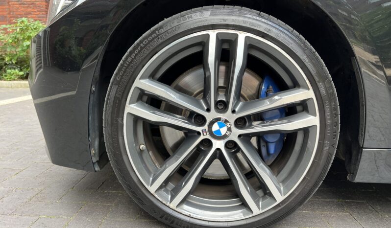 BMW 320i TOURING SHADOW EDITION M SPORT full