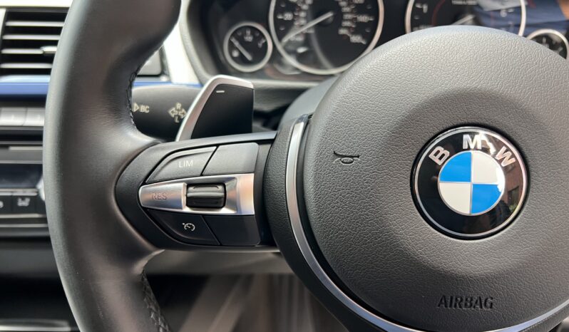 BMW 320i TOURING M SPORT full
