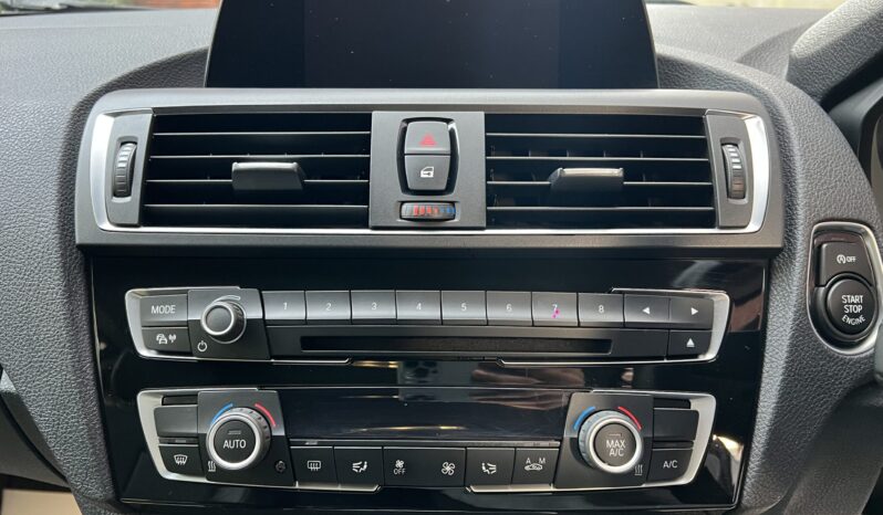 BMW 218i COUPE SPORT full