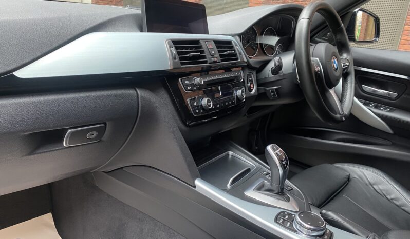 BMW 330d X DRIVE TOURING M SPORT full