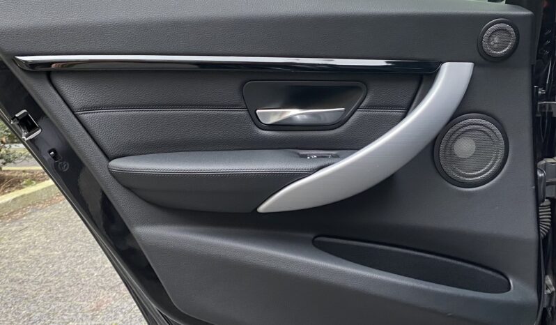 BMW 330d X DRIVE TOURING M SPORT full
