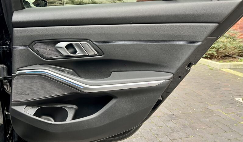 BMW 330E SALOON M SPORT INDIVIDUAL full