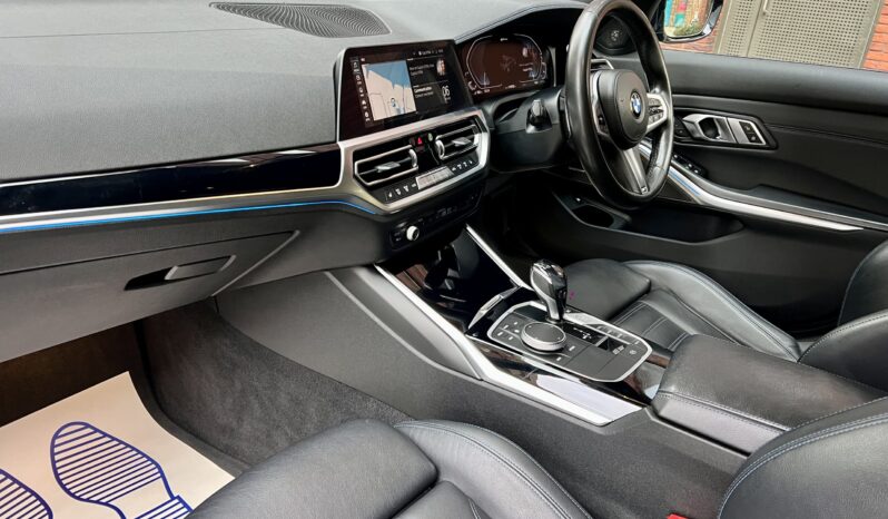 BMW 330E SALOON M SPORT INDIVIDUAL full