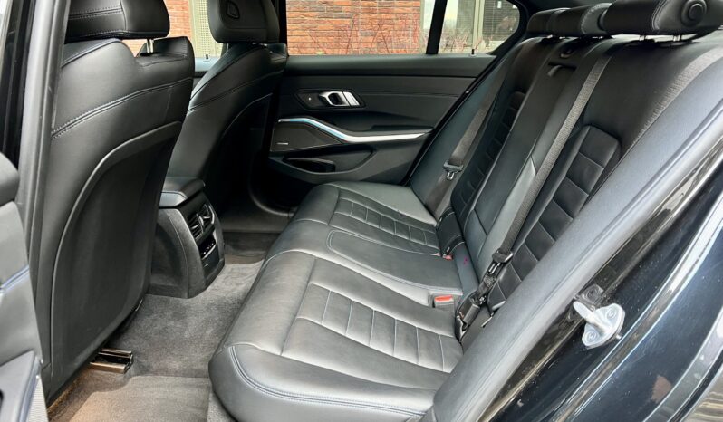 BMW 330E SALOON M SPORT INDIVIDUAL full